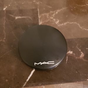 MAC bronzer mineralized skin finish natural